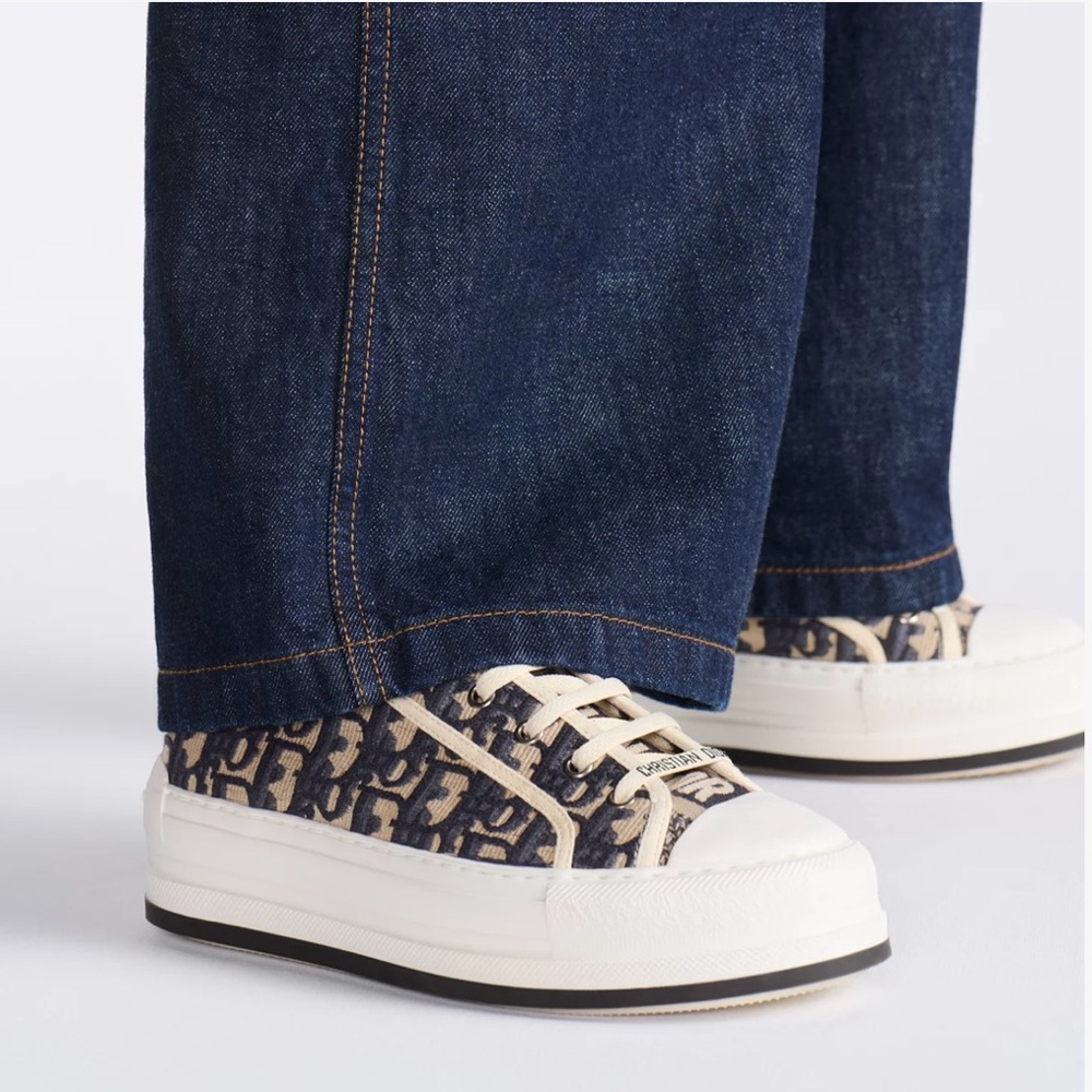 Brand New Walk'n'Dior Platform Sneaker
Deep Blue Dior Oblique Embroidered Cotton